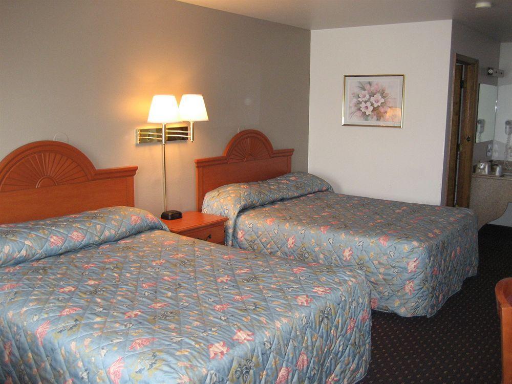 Americas Best Value Inn Burns Habitación foto